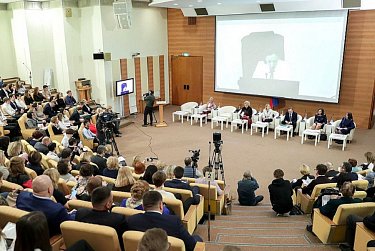 На парламентских слушаниях – о работе органов опеки